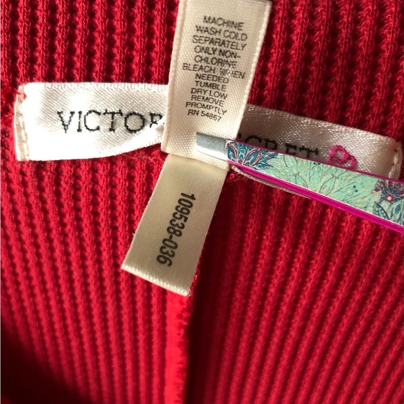 Victoria's Secret Red Waffle Onsie - Picture 4 of 6